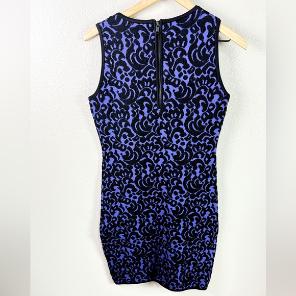 Milly Designer Purple & Black Swirl Pattern Knit Dress - Picture 4 of 8